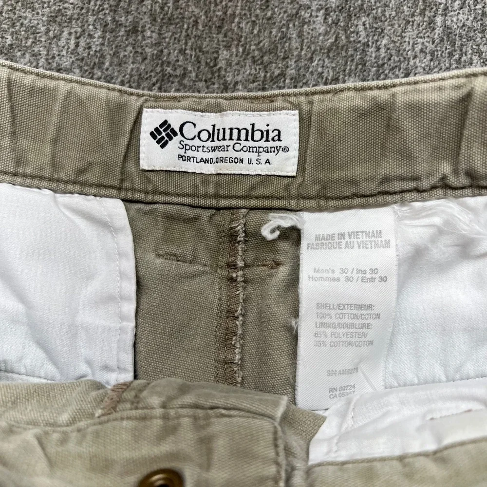 Columbia Mens Tan Khaki Cotton Canvas Cargo Shorts Pleated Hiking Outdoor 30